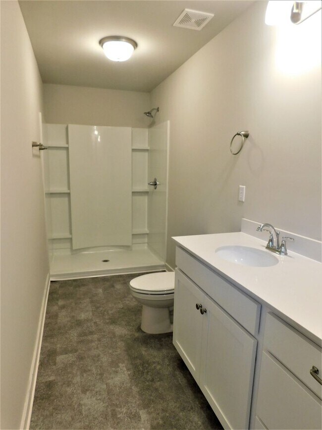Building Photo - Home for rent in Pinson, AL!!! Available to View with 48 Hours Notice!