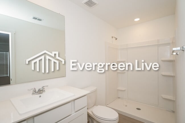 Building Photo - 1116 Tufted Dr