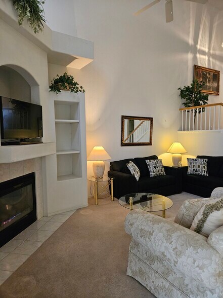 Living room - 5252 Sunny Beach Ln