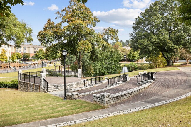 Building Photo - 1856 Perry Blvd NW