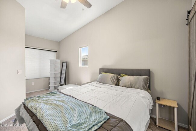 Building Photo - 2450 W Glenrosa Ave