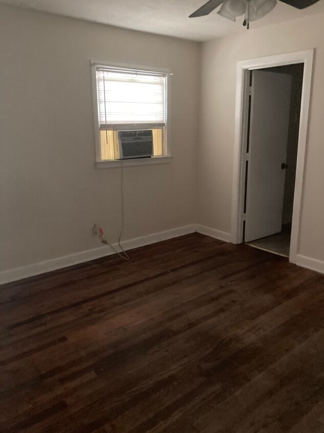 Building Photo - 2708 Warrick Cir