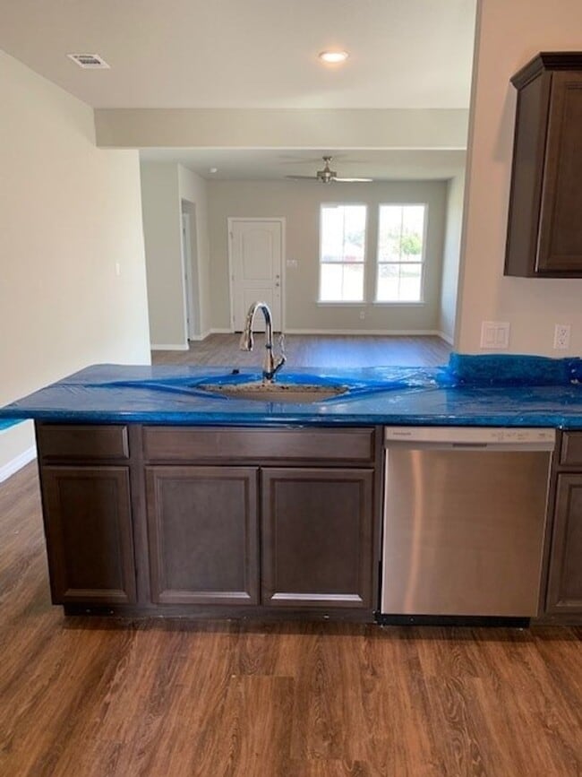Building Photo - Can you picture yourself in this home?
