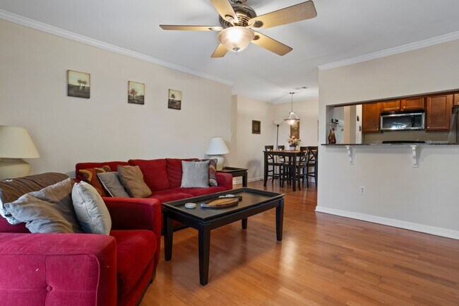 Building Photo - WATERFRONT LIVING! BEAUTIFULLY APPOINTED CONDO ON THE BAYOU IN OS SCHOOL DIST - FULLY FURNISHED