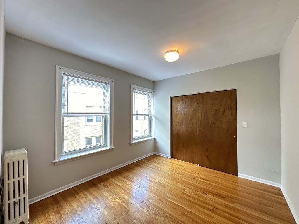 Building Photo - 4115 N Paulina St