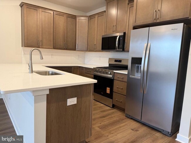 Building Photo - 777 Platinum Dr