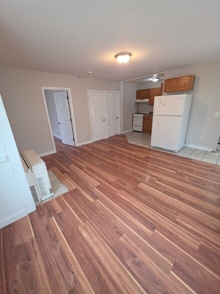 Building Photo - 129 Melville St