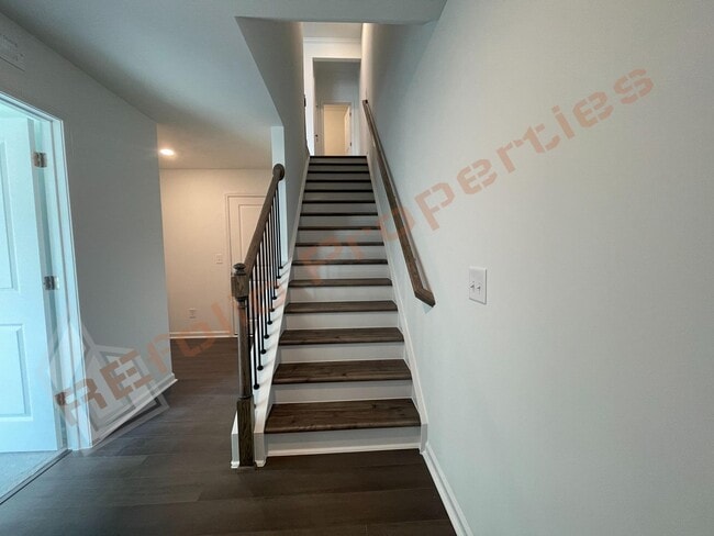 Building Photo - BRAND NEW- Spacious 4 Bedroom, 3 Bathroom ...