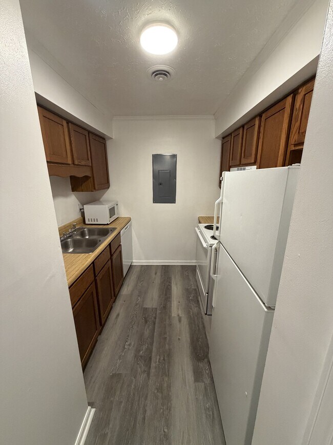 Building Photo - 1207 Clement St