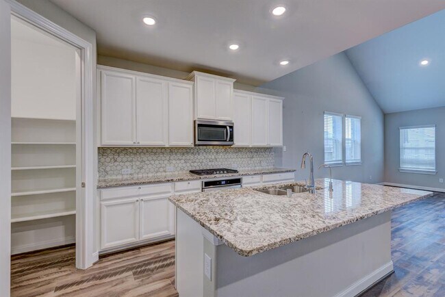 Building Photo - 2008 Glenwick Manor Ln