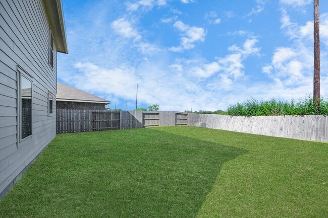 Building Photo - 4307 Palmetto Grv Ln