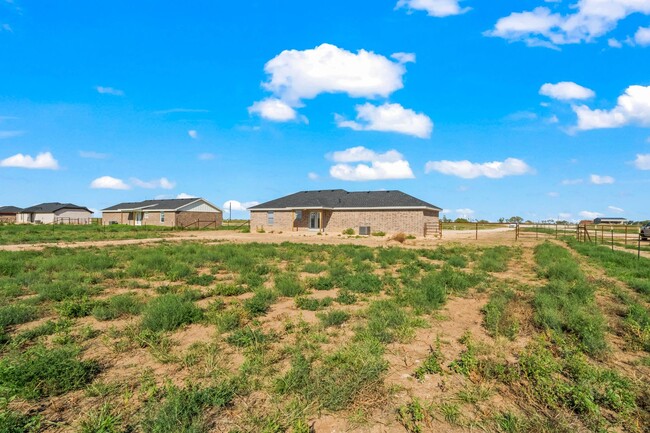 Building Photo - Country Living In Roosevelt ISD!