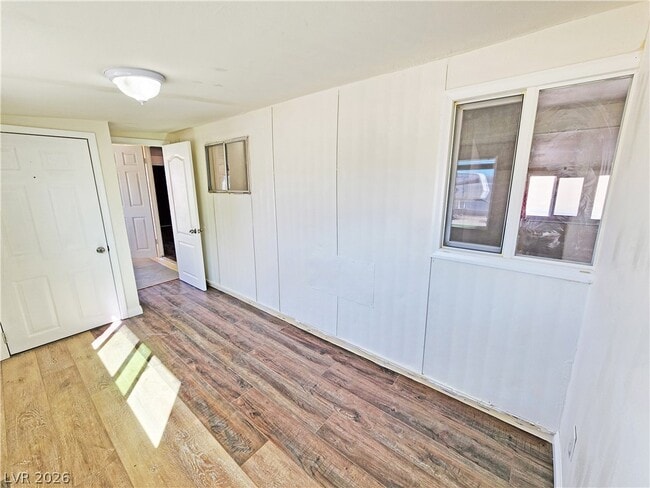 Building Photo - 1080 W Windsong Ln