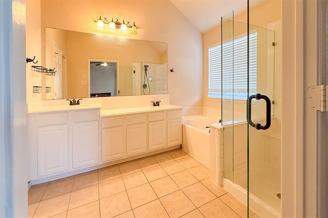 Building Photo - 1615 Bur Oak Dr