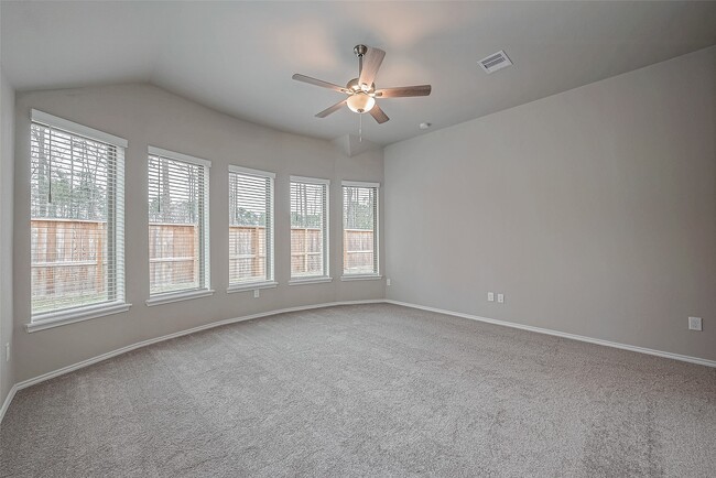 Building Photo - 8539 Int'l Fls Dr