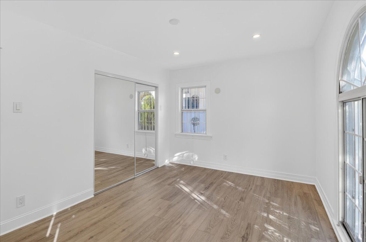 Building Photo - 4859 W 12th St