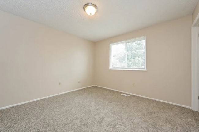 Building Photo - 15897 E Amherst Pl