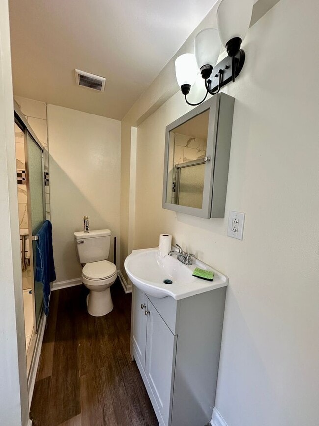 Building Photo - 514 North Ave