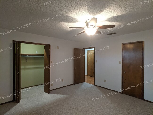 Building Photo - Open Plan, Hardwood Floors in Colonial Park