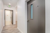 Building Photo - 1709 Harbor Ave SW