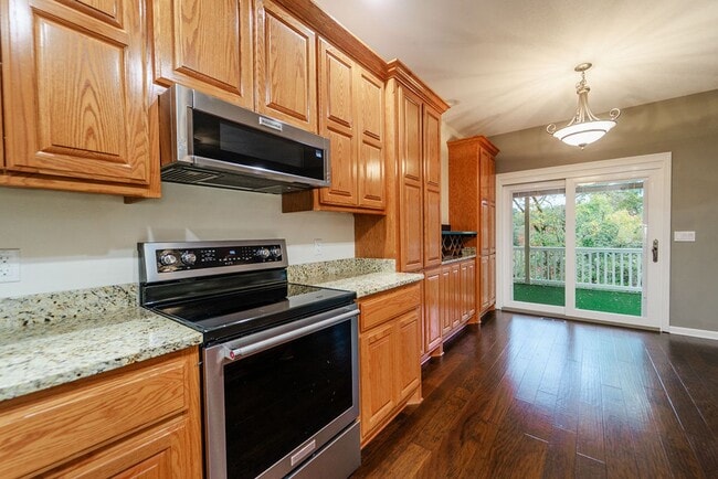Building Photo - Beautiful 3 Bed, 2 Bath, on the 18 hole of Ponce De Leon golf course!!