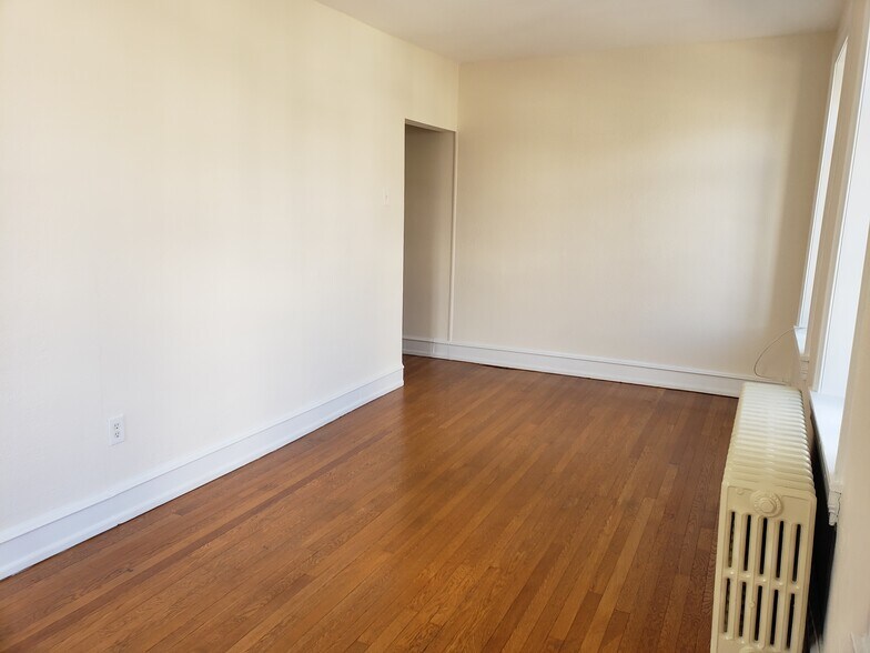 Building Photo - 7900 Germantown Ave