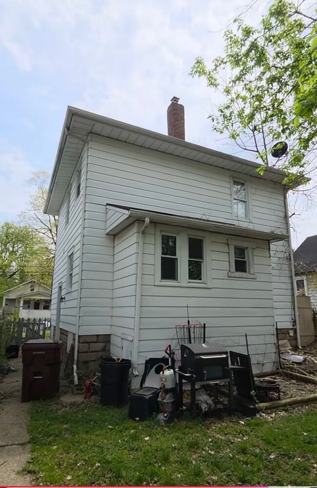 Building Photo - Lansing Land Contract Homeownership Opportunity
