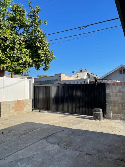 Building Photo - 3208 Arvia St