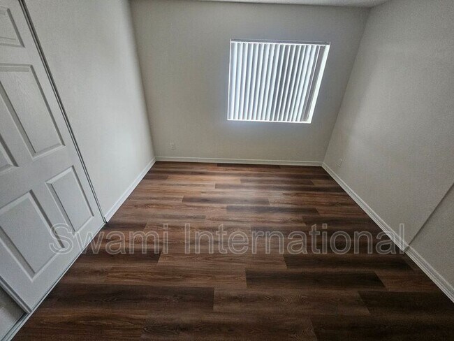 Building Photo - 926 Wilmington Blvd