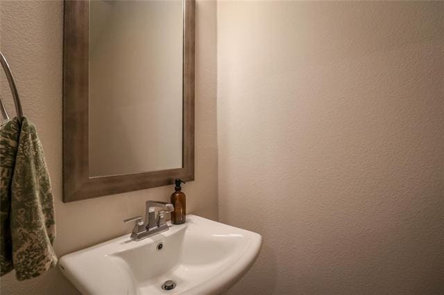 Building Photo - 264 Spring Hill Rd