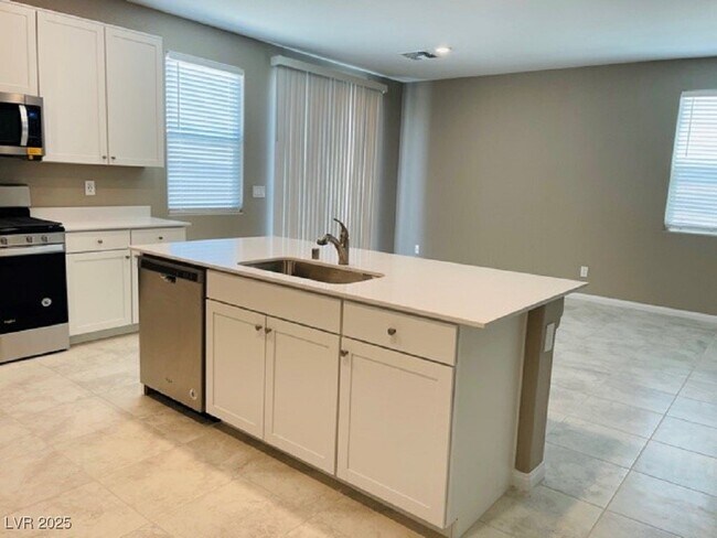 Building Photo - 7030 Toll Mountain St