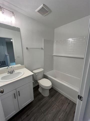 Building Photo - 818 Poppy Cv Ln