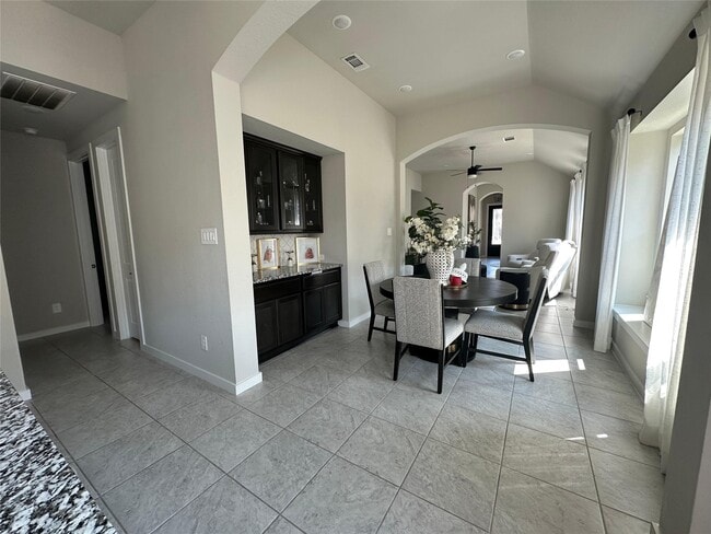 Building Photo - 122 Nightshade St