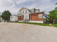 Building Photo - 6921 Prospect Ave