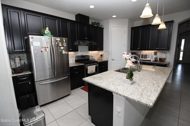 Building Photo - 3039 Burghley Park Way