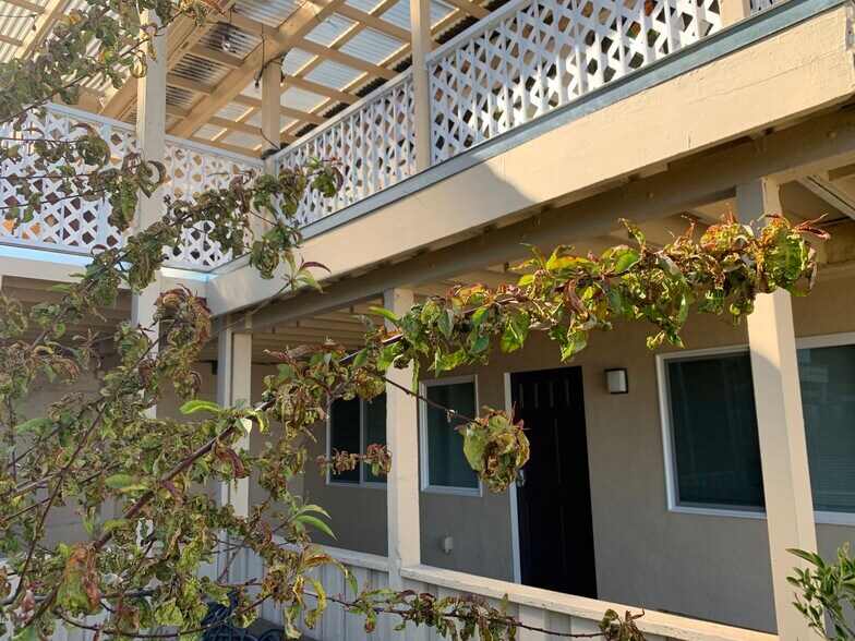 Building Photo - 251 Amador Ave