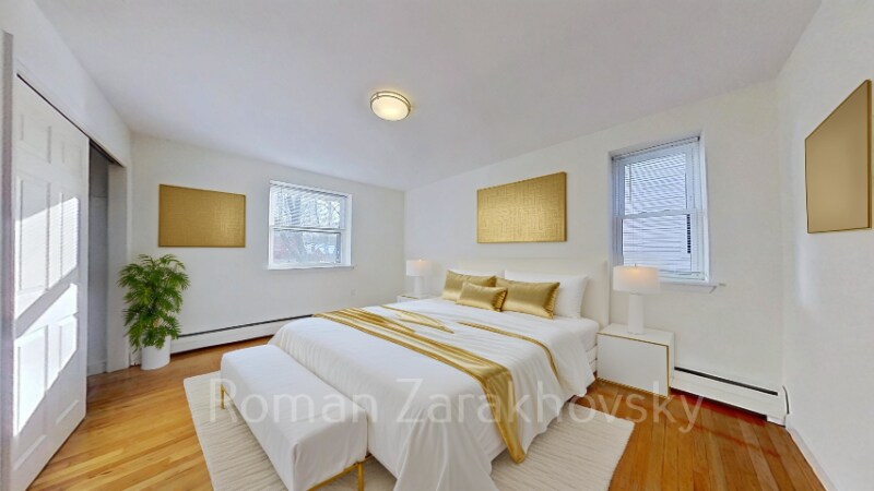 Building Photo - 14 Marion St