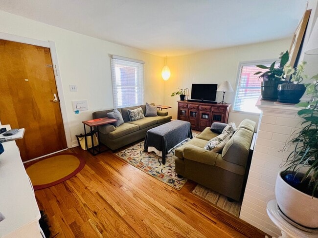 Building Photo - $0 DEPOSIT OPTION! ROSEDALE SUBDIVISION, CHARMING BRICK RANCH, PARTIALLY FINISHED BASMENT, 3 BED,...