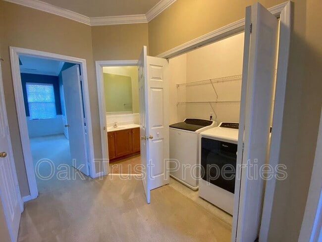 Building Photo - 3019 Candela Grove Dr