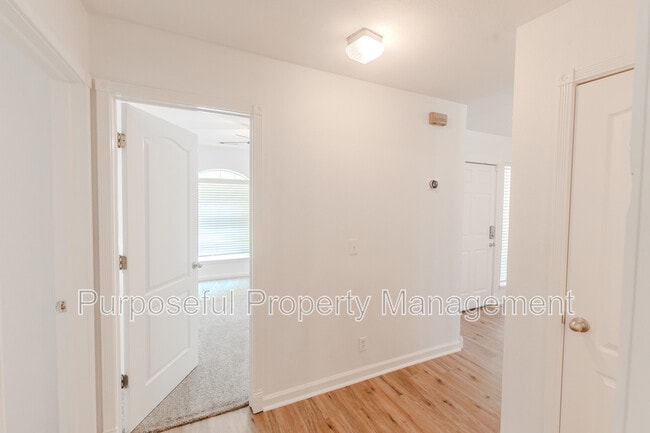 Building Photo - 4002 S 198th E Ave