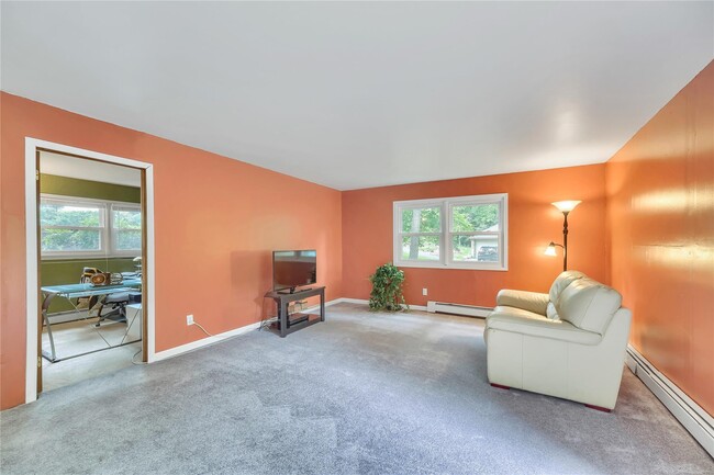 Building Photo - 58 Edgewood Dr
