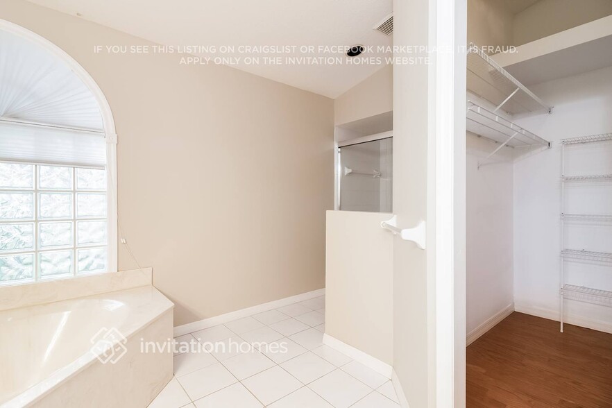 Building Photo - 4439 Diamond Cir W