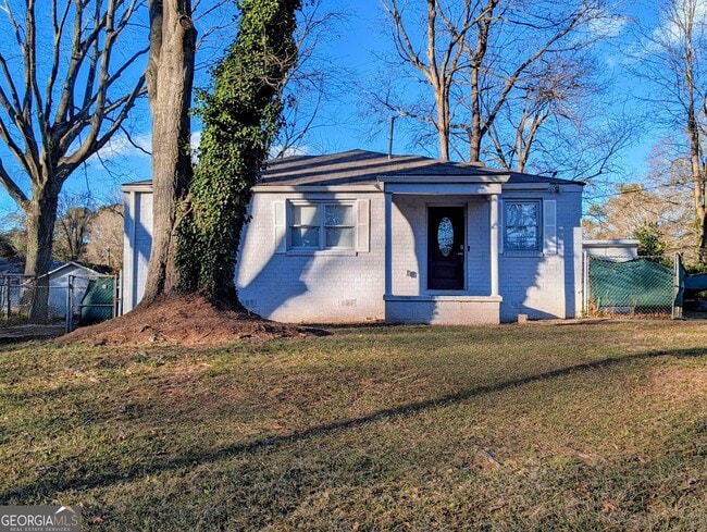 Building Photo - 2533 Godfrey Dr NW