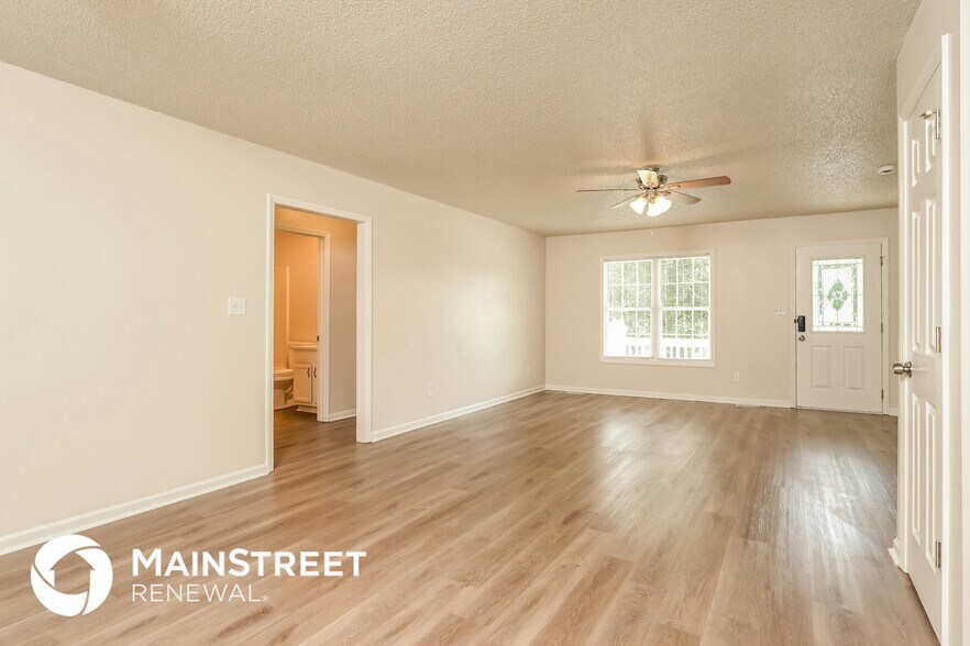 Building Photo - 107 Layton Way