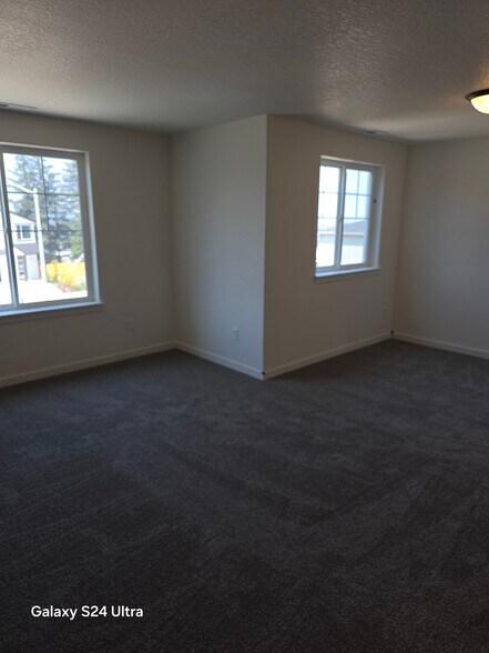 Building Photo - 16122 Barlow Trl Ln