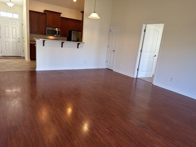 Building Photo - 20 Wesleyan Dr