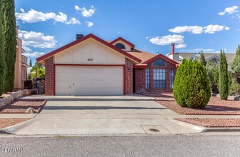 Building Photo - 4517 Loma De Cobre Dr