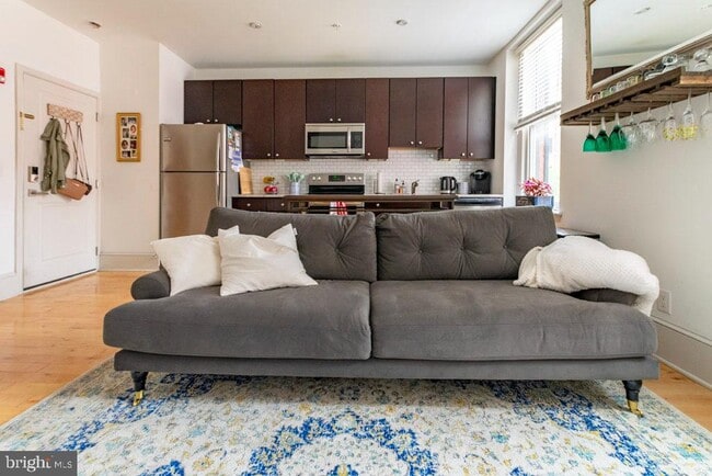 Building Photo - 1310 Spruce St