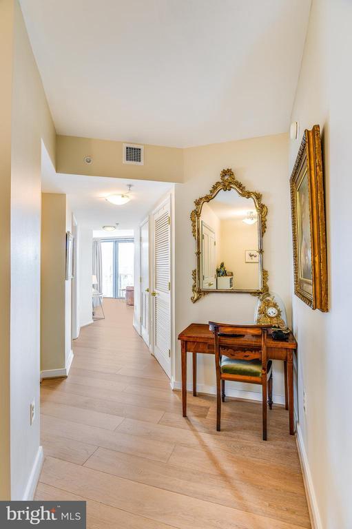 Building Photo - 631 D St NW