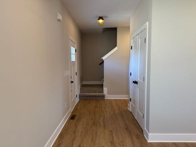 Building Photo - Beautiful New Construction in Booming Old Hickory